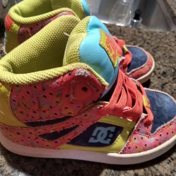 DC shoes high top sneakers size 1 - Picture 2 of 7